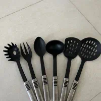 ست کفگیرملاقه کاملاسالم کم استفاده شده مخصوص تفلون