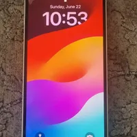 اپل iPhone 13 با حافظهٔ ۲۵۶ گیگابایت