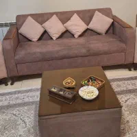 مبلمان نیم ست به همراه میز جلو مبلی