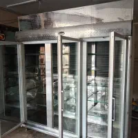 1عدد یخچال ۳درب و1عدد یخچال فریزروقفسه