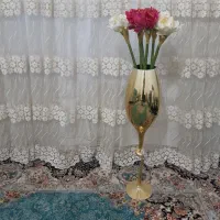 گلدون آیینه ای طلائی،به همراه شاخه گل1000/000ت