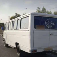 مینی بوس بنز مدل ۶۴
