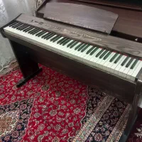 پیانو موکو m500