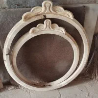 رنگ کار جهت رنگ کردن این قاب ها نیازمند هستم