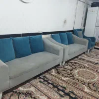 مبل و پشتی