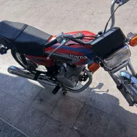 هندا ۱۲۵تمیز|موتورسیکلت|شیراز, شهرک سراج‎|دیوار