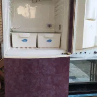 یک عدد یخچال و یک اجاق گاز قدیمی|یخچال و فریزر|میبد, |دیوار