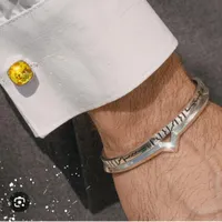 دستبند نقره طرح دال چرم درسا Dorsa