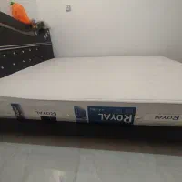 فروش تخت خواب دونفره با دراور و آینه و تشک ..