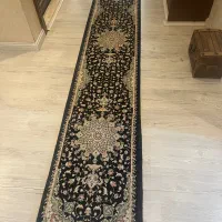 دوتا فرش راهرویی|فرش|رشت, گلسار|دیوار