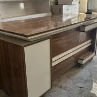 میز اداری و کمد