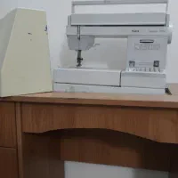 چرخ خیاطی pfaff 1129 کارکرد کم با میز مخصوص