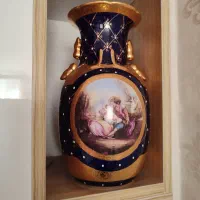 گلدان سورمه ای