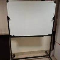 تخته وایت بورد در حد کاملا نو ۹۰ در ۱۲۰