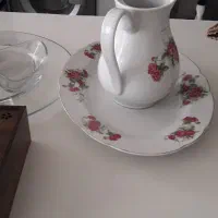 ظروف سرو وتقسیم