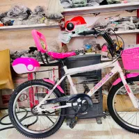 دوچرخه۲۰دخترانه زیبا پشتی صندوقدار خوشگل ناز|دوچرخه، اسکیت، اسکوتر|مشهد, شهید آوینی|دیوار