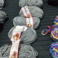 کاموا|لوازم خیاطی و بافتنی|اصفهان, فروردین|دیوار