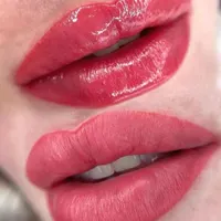 خدمات شیدینگ لب، بن مژه و خط چشم|خدمات آرایشگری و زیبایی|اصفهان, فیض|دیوار