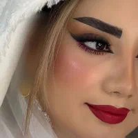 خدمات تخصصی میکاپ و شینیون عروس