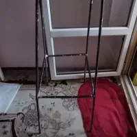 چهارپایه فلزی