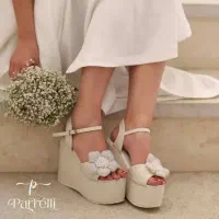 کفش پاشنه بلند