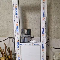 درب آلمینیوم upvc