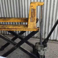 جک پالت قیچی