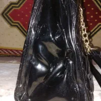 کیف چرم ورنی چنل کاملا سالم|کیف، کفش، کمربند|صدرا-فارس, فاز ۱|دیوار