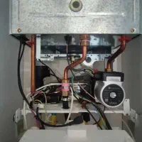 خرید و فروش پکیج و آبگرمکن دست دوم و تعمیرات|خدمات پیشه و مهارت|ارومیه, |دیوار