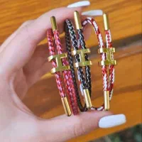 جواهرات|جواهرات|اصفهان, پوریای ولی|دیوار