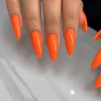 کاشت ناخن وترمیم