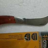 کارد تیغه‌ استیل دسته چوب مدل تیغه داس