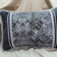 بالشت و پشتی