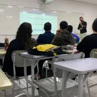 دیپلم لیسانس ارشد دکتری ۴ روزه برای استفاده مشاغل