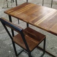 میز و صندلی