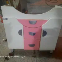 سنگ روشویی همراه با آینه