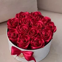 دسته و گل و باکس روبانی تابلو موزیکال