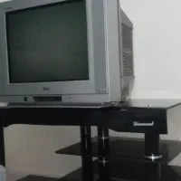 ال‌جی ۲۱ اینچ