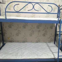 تخت دو طبقه