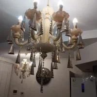 یک جفت لوستر کریستال