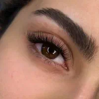 کاشت مژه یک ماه تخفیف ویژه (230-280)
