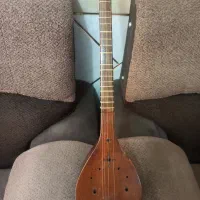 سه تار فروشی|سازهای سنتی|نجفآباد, باهنر|دیوار