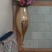 گل و گلدان