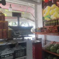 استخدام در میوه فروشی منصف