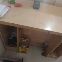 میز کامپیوتر محکم و بادوام