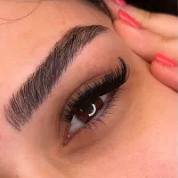 اکستنشن مژه فقط با«هزینه متریال» ۲۵۰