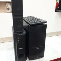 کیس گیرین به همراه آمپیلی و کیبورد