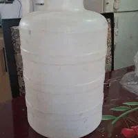 دبه ۱۶ کیلویی ودبه سه خط بزرگ  درحدنو