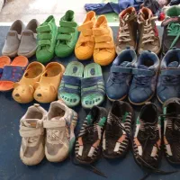 لباس بچه وکفش بچه