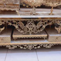 میز پایه بلند ۴طاووس دوتاج ۵گل پرکار برنز سوگلی